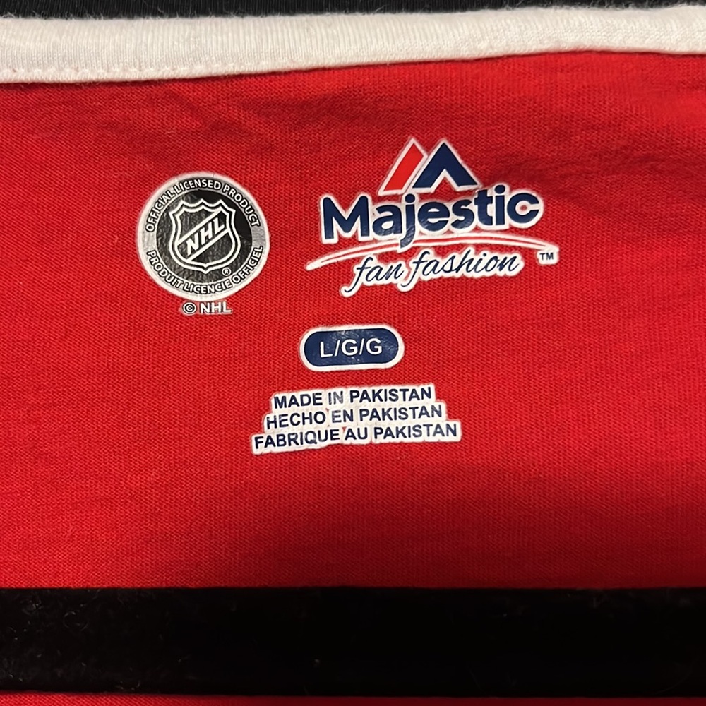 MAJESTIC—-Womans Blackhawks Hip Check Lace Up Long Sleeve- Large - Picture 2 of 7